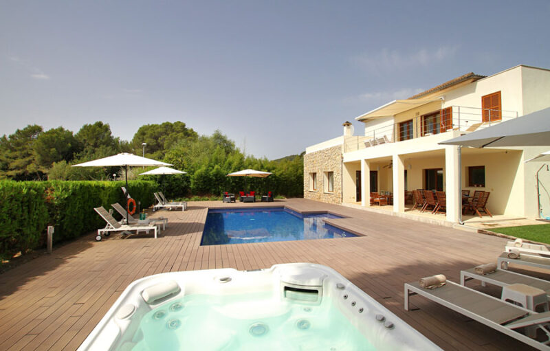 Subach Garden Holiday Villa with pool in Pollensa Mallorca