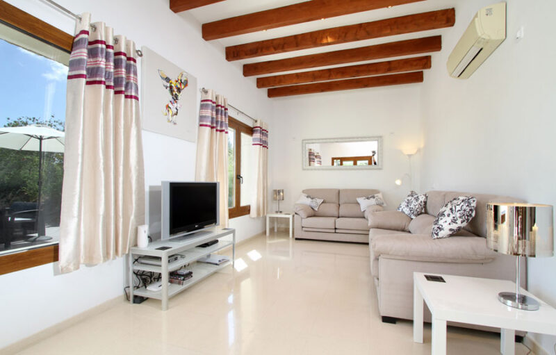 Subach Garden Holiday Villa in Pollensa, Mallorca