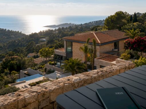 Luxury villa overlooking Mediterranean coastline in Palma