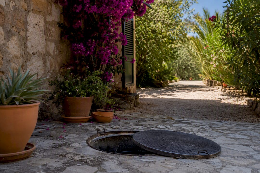 Mallorca finca septic tank in garden