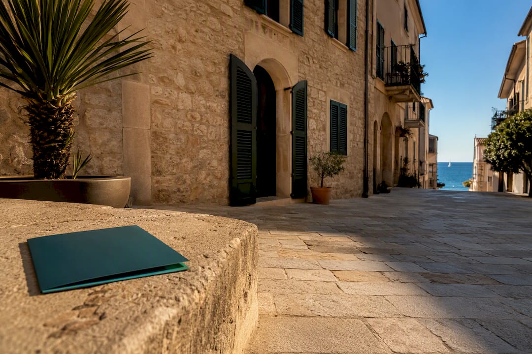 Mallorca townhouse and surrounding land