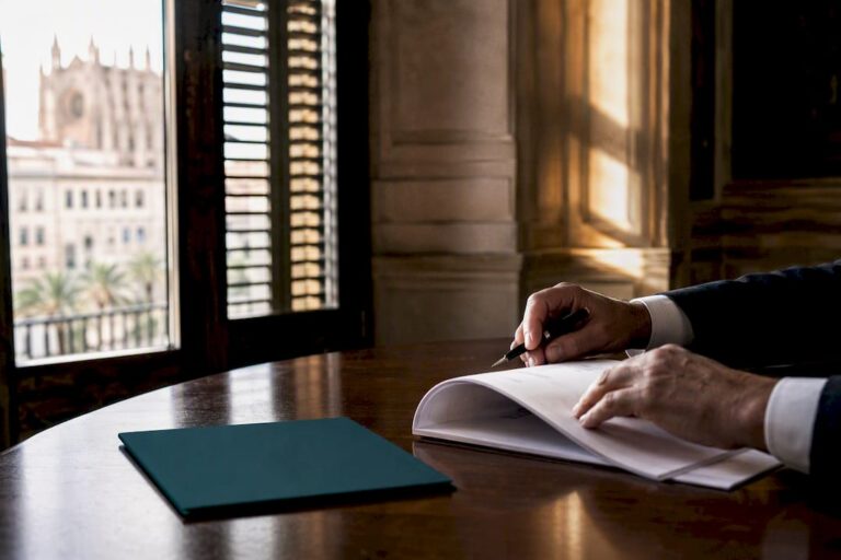 Palma notary signing room with coastal light