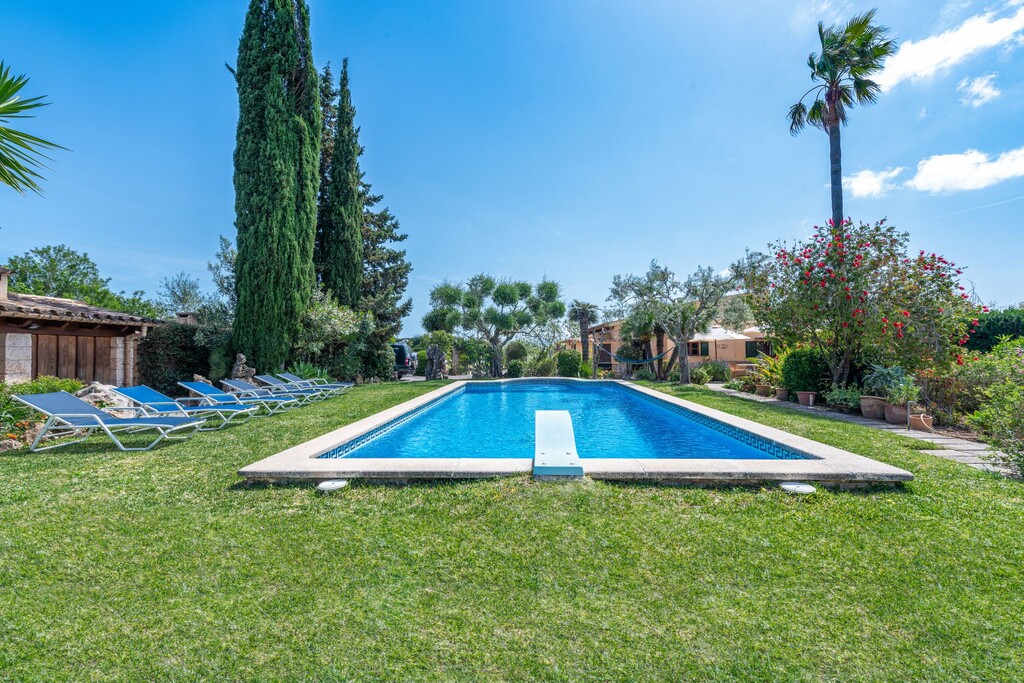 A country retreat with a pool near Pollensa, reference POL52198
